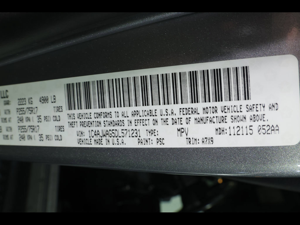 Used 2013 Jeep Wrangler Sport AWD/4WD image 20