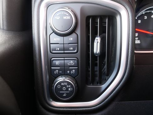 Used 2020 Chevrolet Silverado 1500 LT Trail Boss image 26