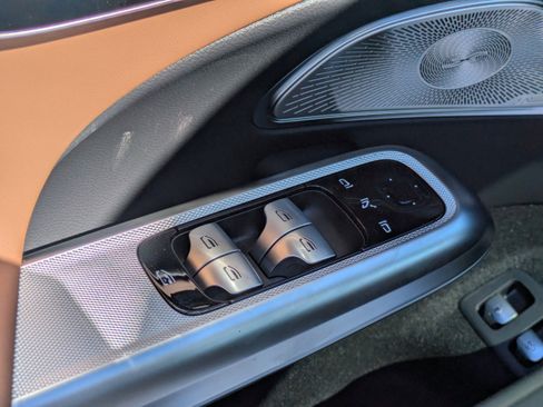 New 2026 Mercedes-Benz E 53 AMG e 4MATIC Sedan image 27