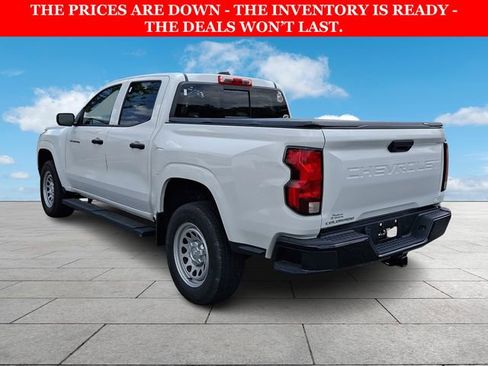 Used 2023 Chevrolet Colorado W/T w/ Advanced Trailering Package RWD image 5
