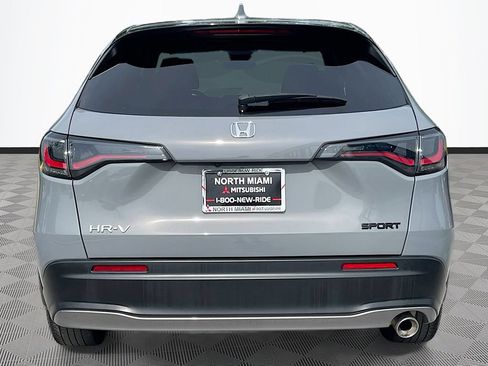Used 2024 Honda HR-V Sport image 10