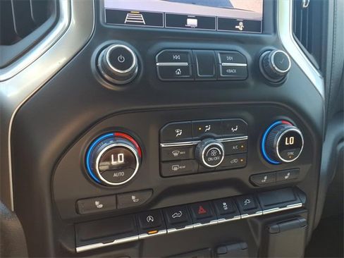 Used 2020 Chevrolet Silverado 1500 LT w/ Texas Edition image 27