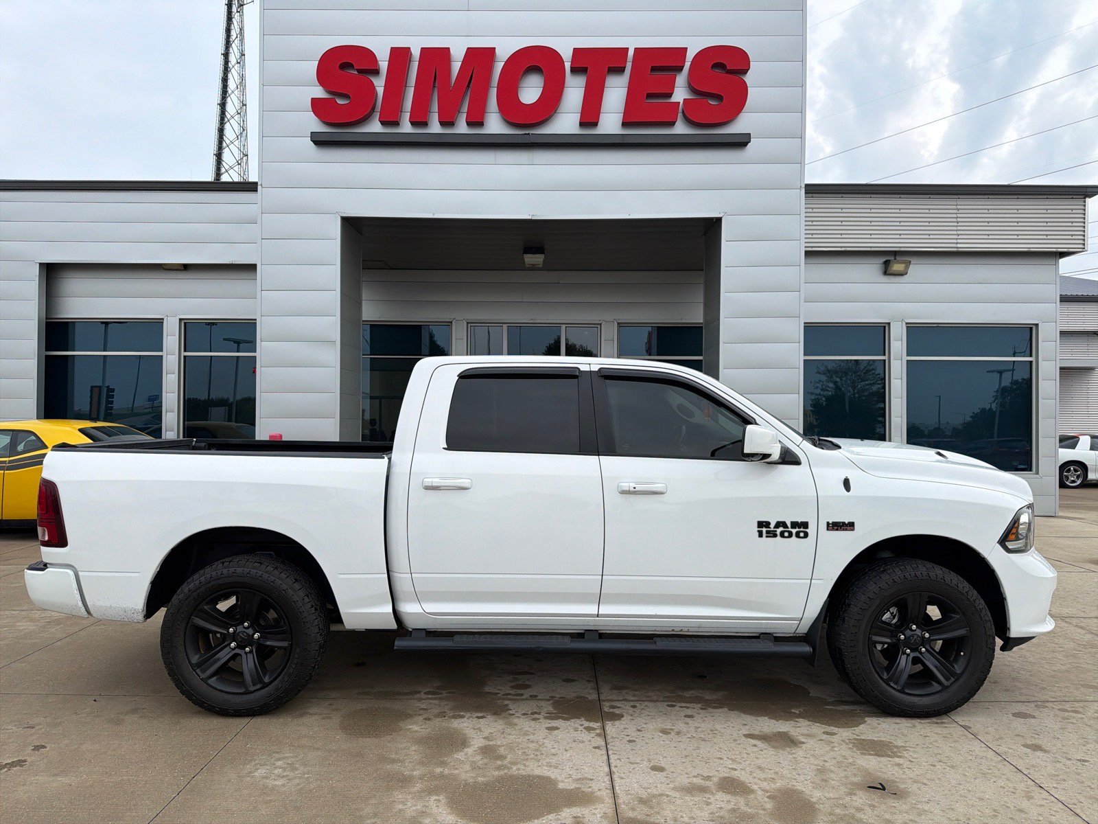 Used 2017 RAM 1500 Sport w/ Convenience Group AWD/4WD image 1