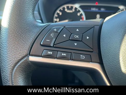 Used 2024 Nissan Altima 2.5 SV image 26