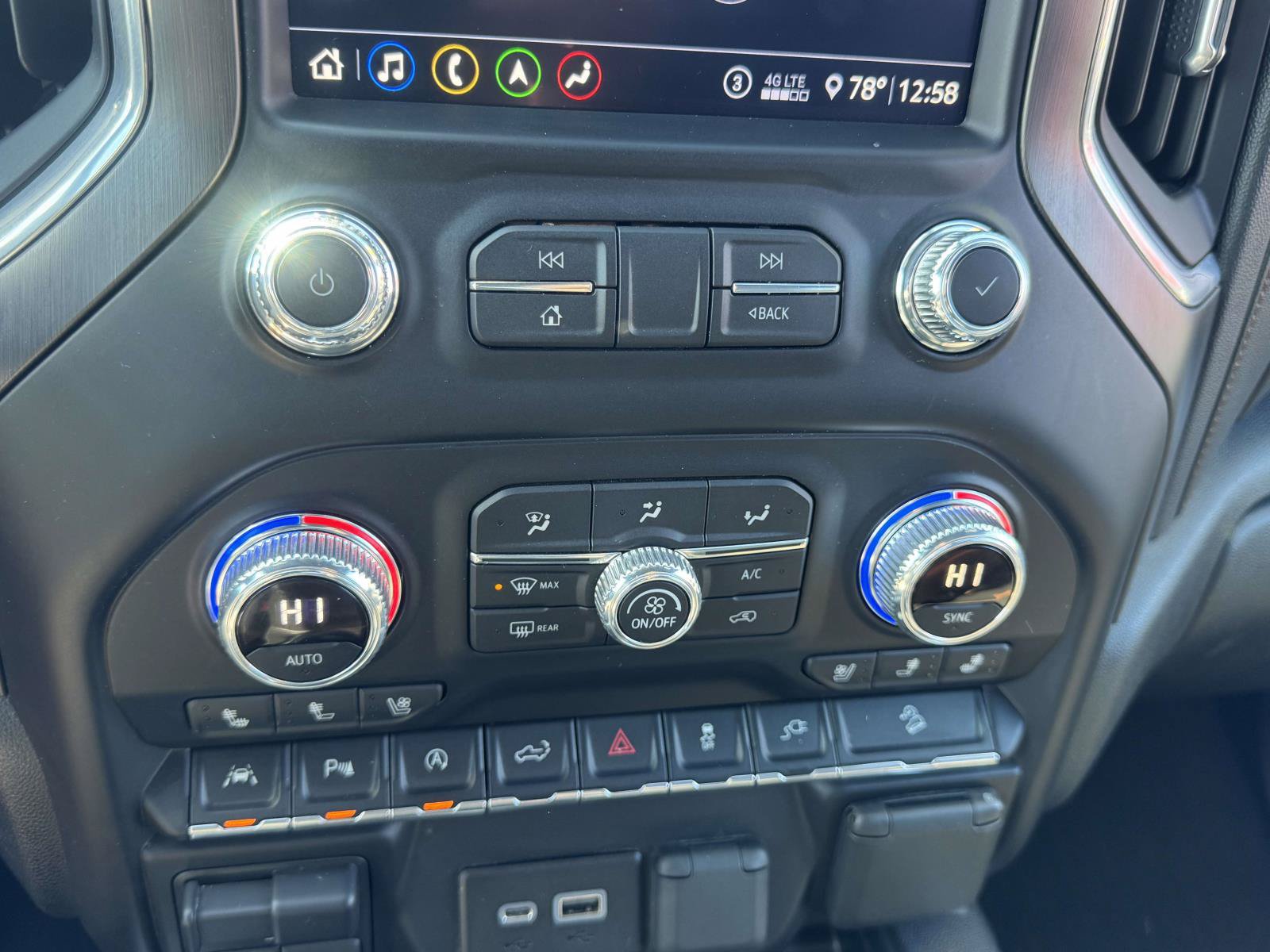 Used 2020 GMC Sierra 1500 AT4 w/ AT4 Premium Package AWD/4WD image 31