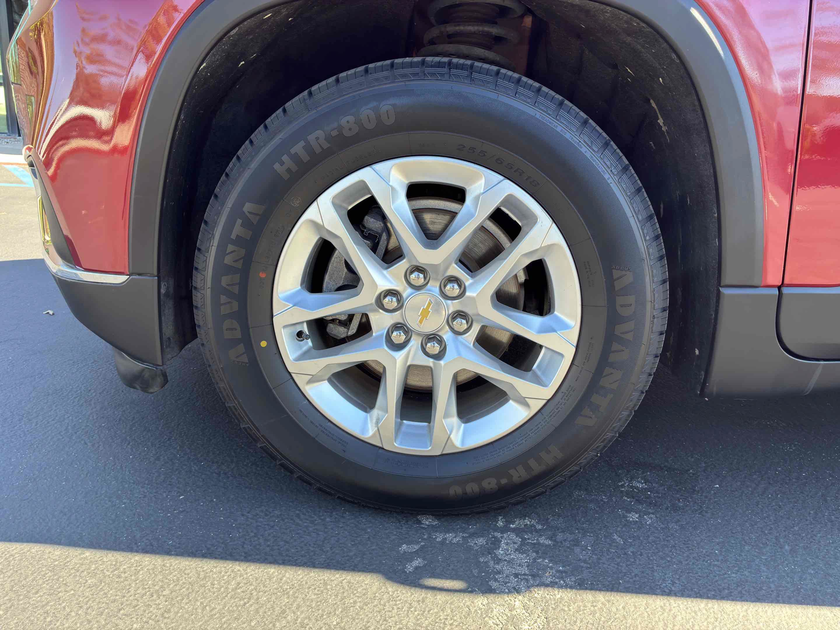 Used 2019 Chevrolet Traverse LT FWD image 11