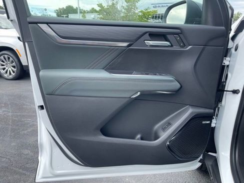 New 2025 GMC Acadia AT4 w/ Super Cruise Package image 17