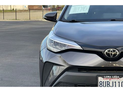 Used 2021 Toyota C-HR LE image 11