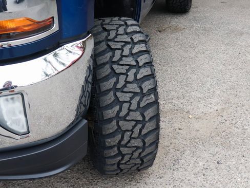 Used 2019 Chevrolet Silverado 1500 LT w/ All Star Edition image 43