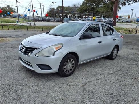 Used 2015 Nissan Versa S image 5