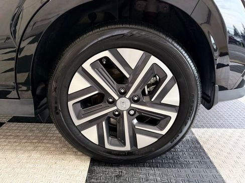 Used 2023 Hyundai Kona SE image 10