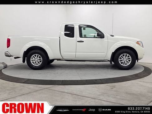 Used 2017 Nissan Frontier SV RWD image 8
