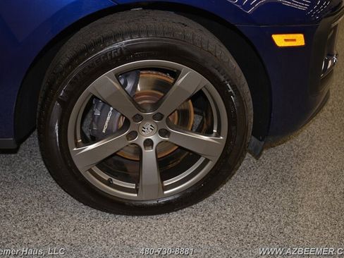 Used 2023 Porsche Macan image 44