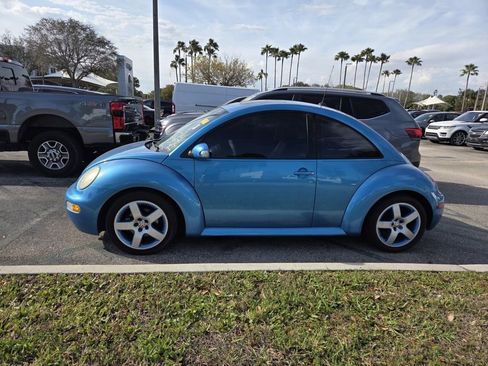 Used 2004 Volkswagen Beetle Satellite Blue image 5