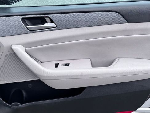 Used 2019 Hyundai Sonata SEL w/ Tech Package 02 image 14