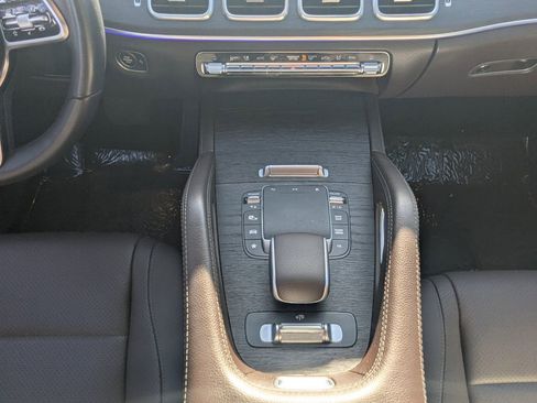 Certified 2022 Mercedes-Benz GLS 450 4MATIC image 8