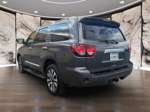 Used 2019 Toyota Sequoia Limited w/ Safety & Convenience Package AWD/4WD image 8