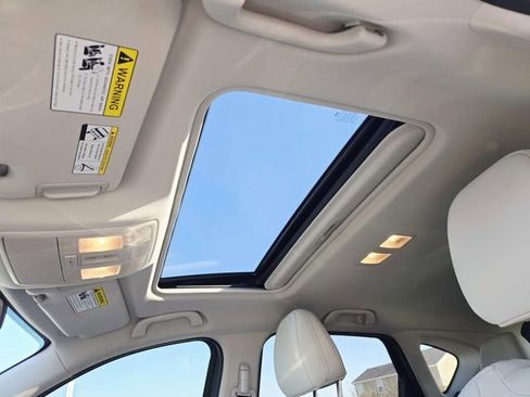 Used 2024 MAZDA CX-5 AWD 2.5 S w/ Premium Package image 6