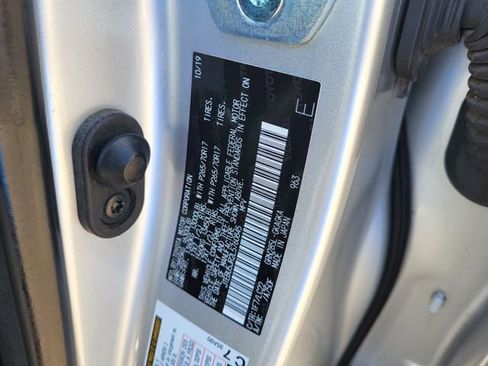 Used 2020 Toyota 4Runner TRD Off-Road Premium image 29