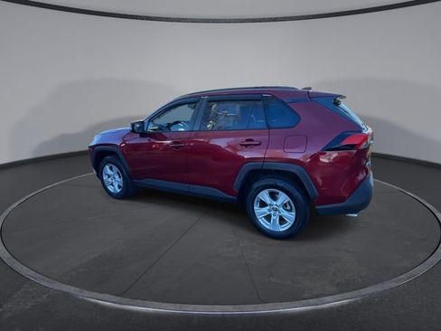 Used 2020 Toyota RAV4 XLE image 10