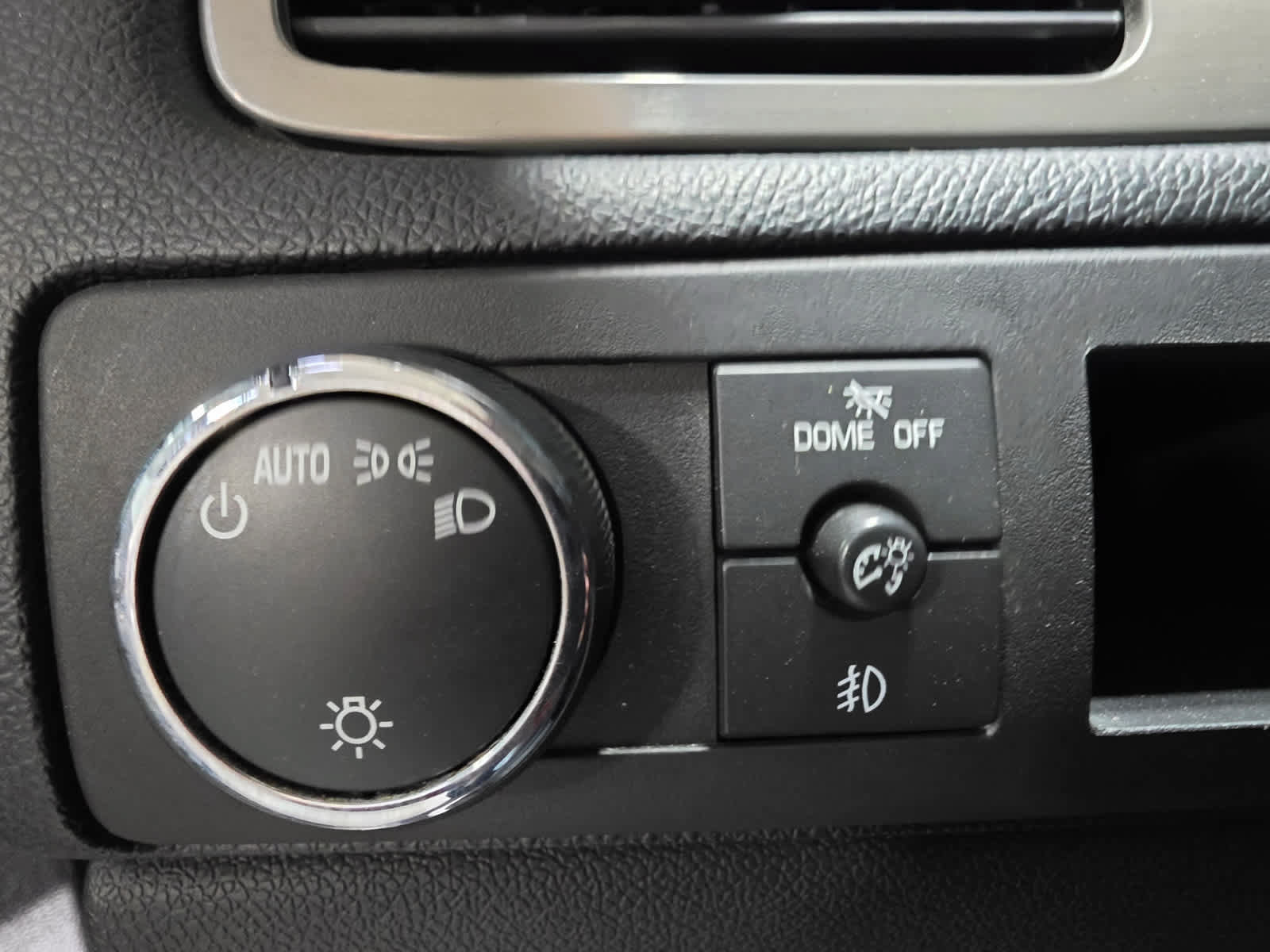 Used 2012 GMC Yukon Denali AWD/4WD image 22