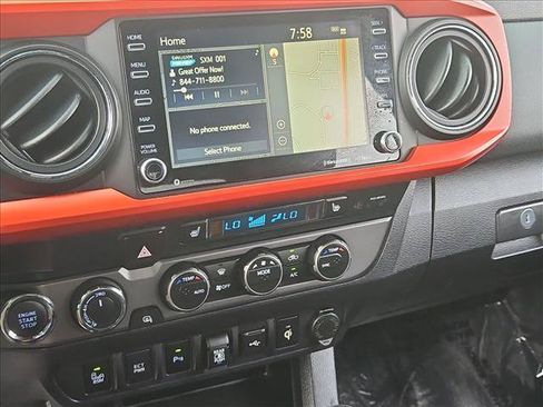 Used 2020 Toyota Tacoma TRD Sport w/ Advanced Technology Package AWD/4WD image 20
