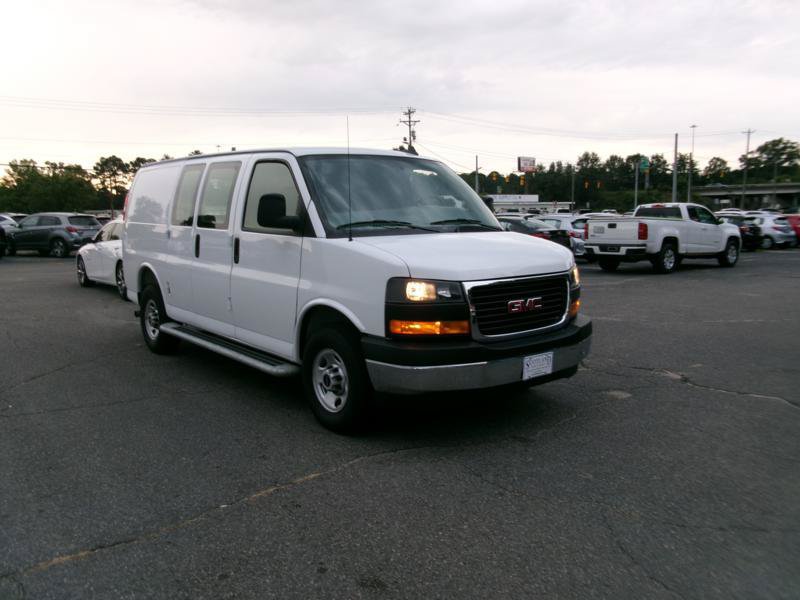 Used 2025 GMC Savana 2500 w/ Driver Convenience Package RWD image 11