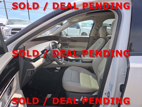 Used 2025 Lincoln Nautilus Premier w/ Equipment Group 102A AWD/4WD image 10