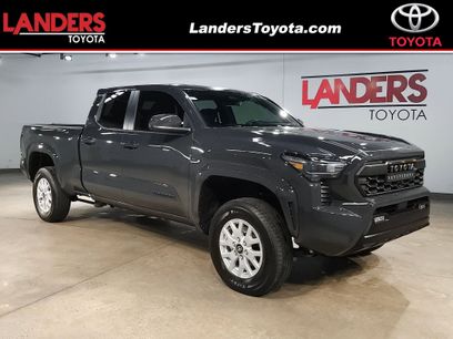 Used 2025 Toyota Tacoma SR5