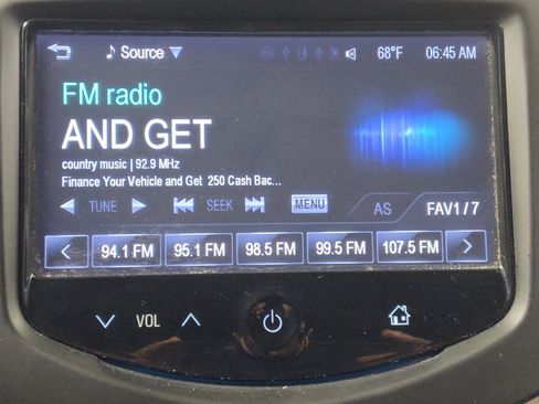 Used 2015 Chevrolet Trax LT FWD image 25