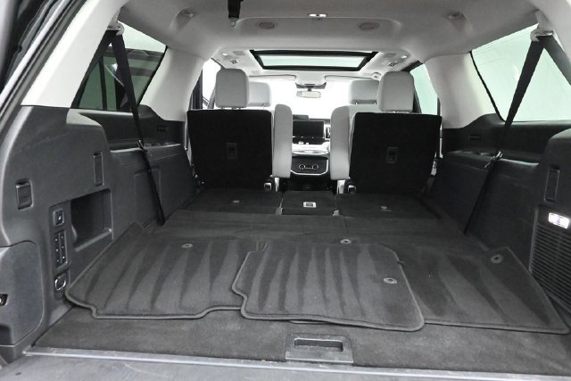 Certified 2025 Ford Expedition Max Platinum w/ Driver's Package AWD/4WD image 24