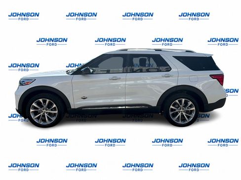 Used 2023 Ford Explorer King Ranch w/ Technology Package AWD/4WD image 2