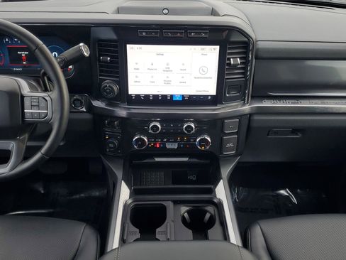 Used 2024 Ford F250 Lariat w/ Lariat Ultimate Package image 15