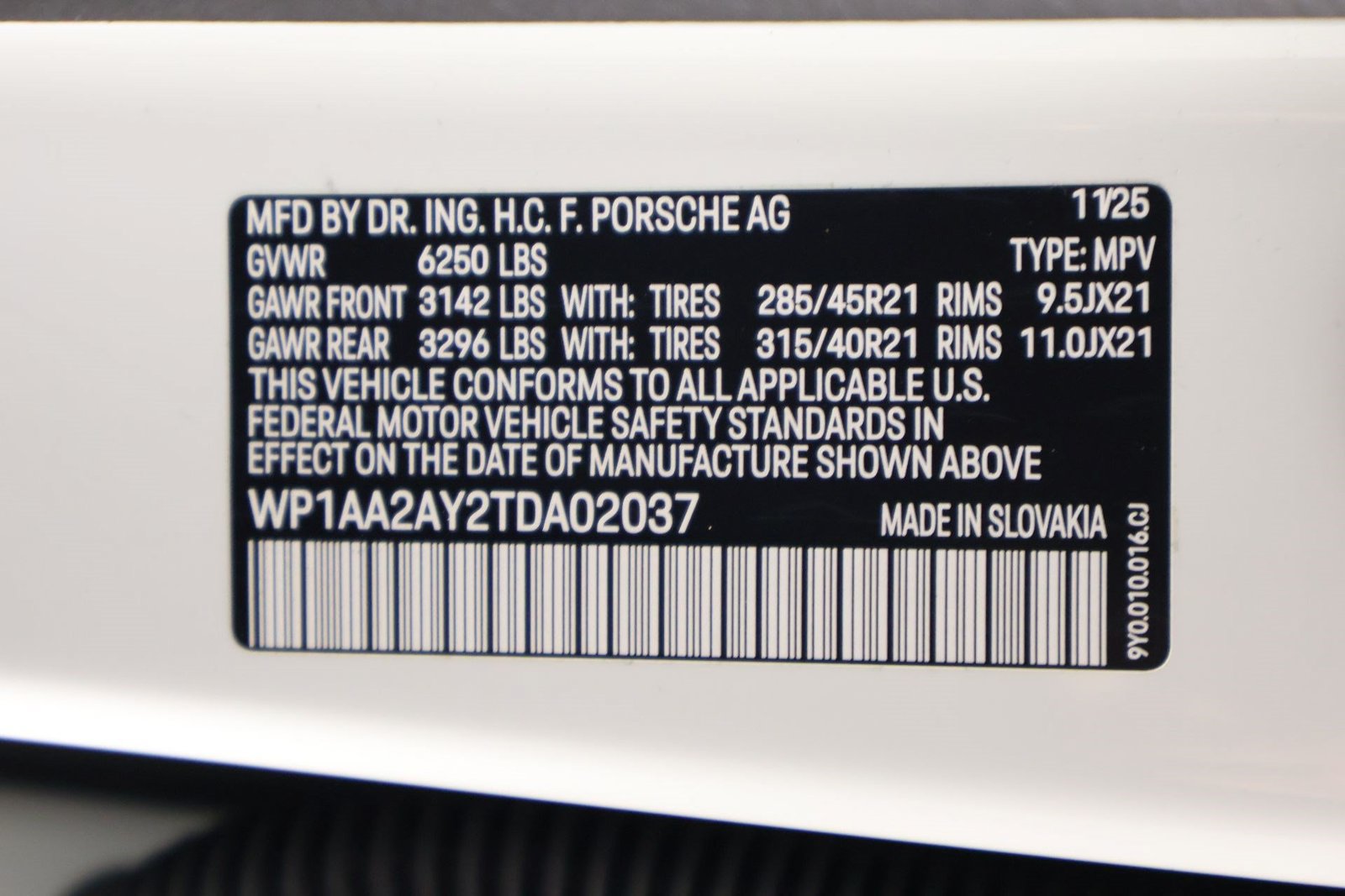 Certified 2026 Porsche Cayenne AWD/4WD image 19