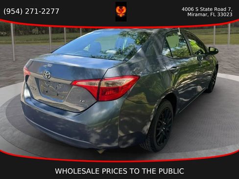 Used 2017 Toyota Corolla LE FWD image 4