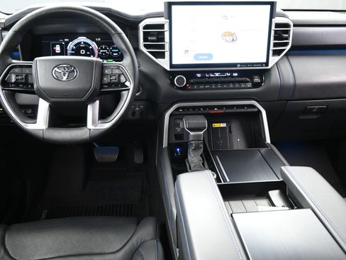 Used 2023 Toyota Sequoia Platinum image 14