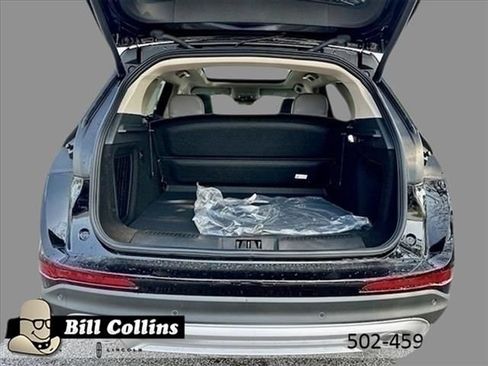 New 2024 Lincoln Corsair AWD w/ Equipment Group 102A image 7