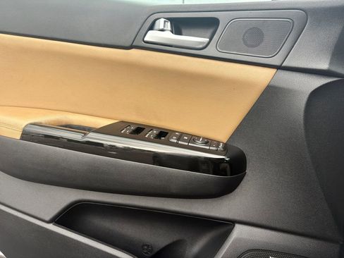 Used 2020 Kia Sportage SX image 12