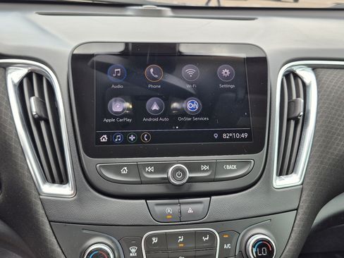 Used 2020 Chevrolet Malibu LT FWD image 24