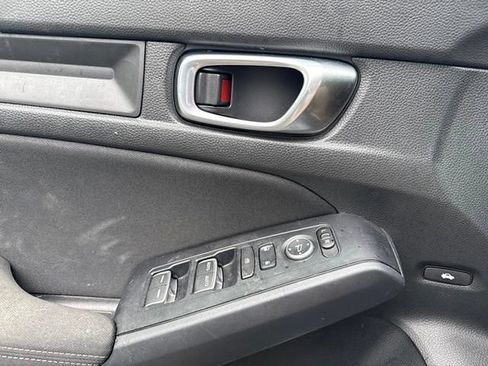 Used 2025 Honda Civic Sport image 7