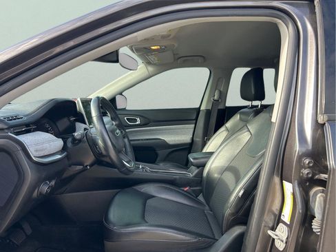 Certified 2022 Jeep Compass Latitude w/ Convenience Group image 27