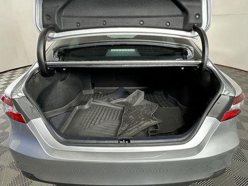 Used 2022 Toyota Camry LE FWD image 23