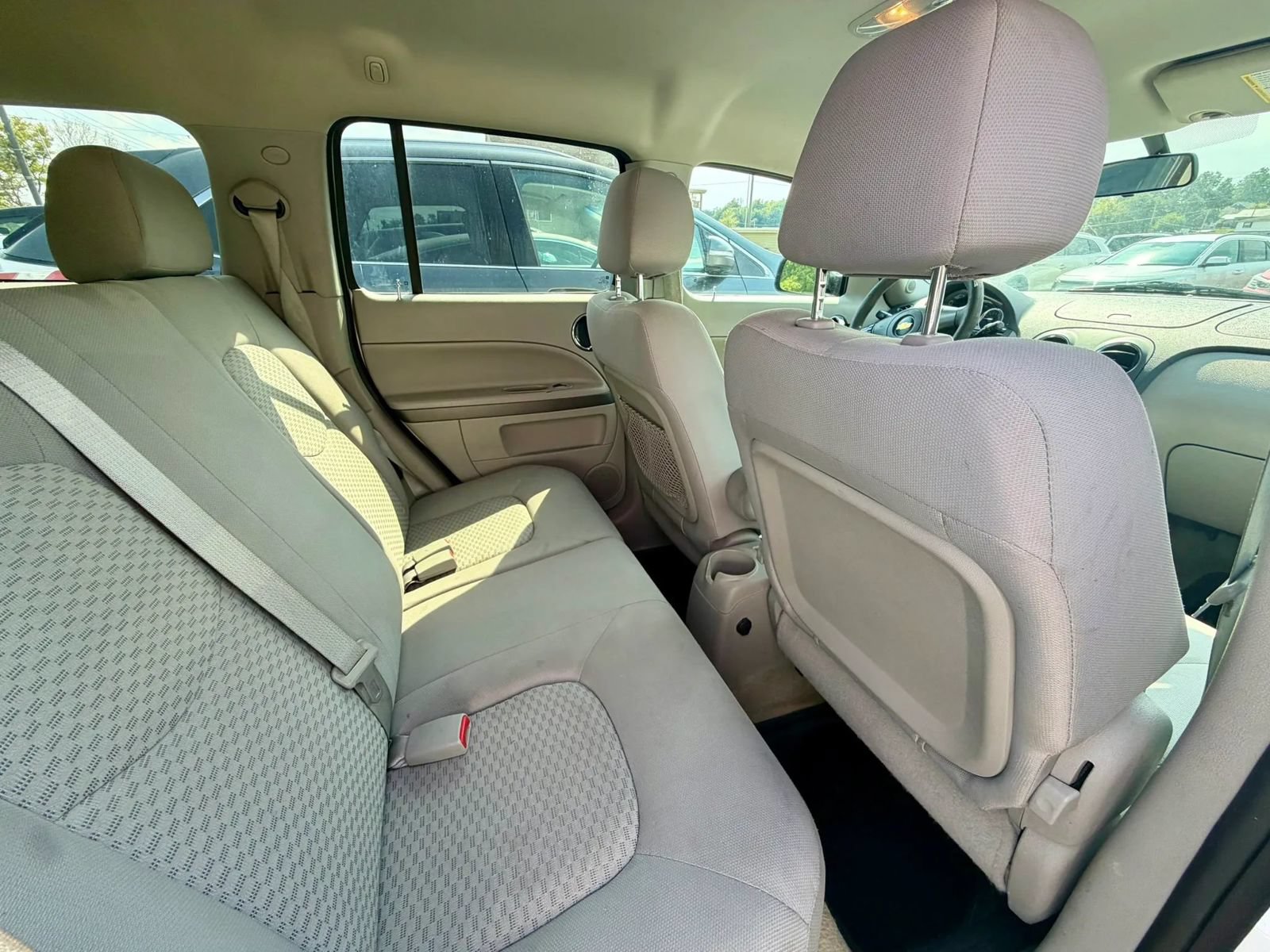 Used 2011 Chevrolet HHR LT FWD image 11