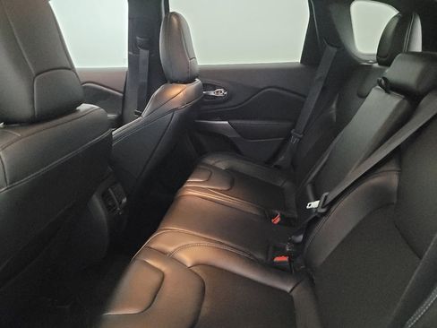 Used 2020 Volkswagen Jetta SE w/ SE Cold Weather Package FWD image 18