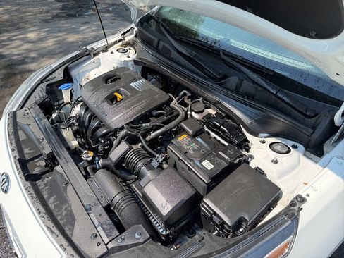 Used 2020 Kia Forte LXS FWD image 35