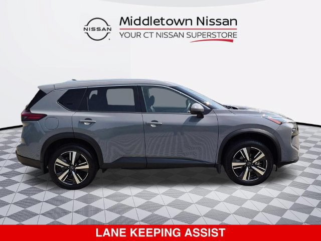 Certified 2025 Nissan Rogue SL AWD/4WD image 2