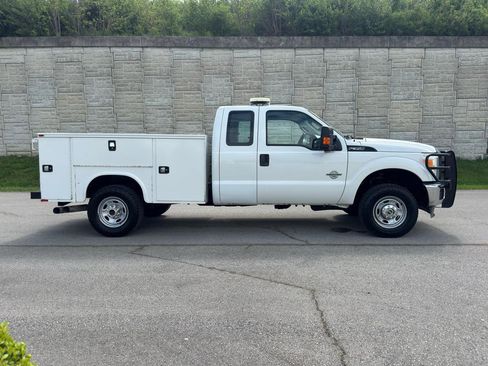 Used 2015 Ford F350 XL w/ Power Equipment Group image 2