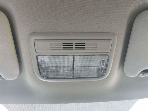 Used 2021 Honda HR-V LX image 31