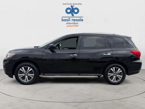 Used 2018 Nissan Pathfinder SL AWD/4WD image 3