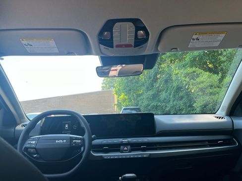 Used 2025 Kia K4 FWD image 32